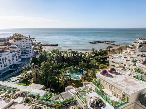 Apartment in Marbella - view 1