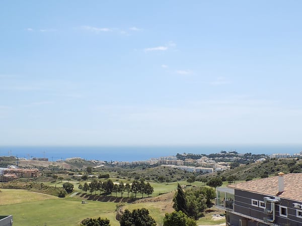 Apartment in Sitio de Calahonda - view 1
