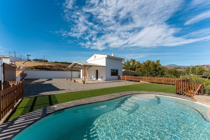 Villa in Coin - view 1