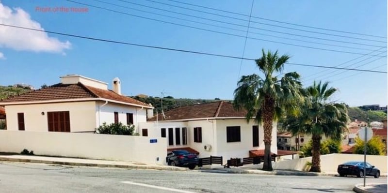 House in Agia Fylaxis - view 1