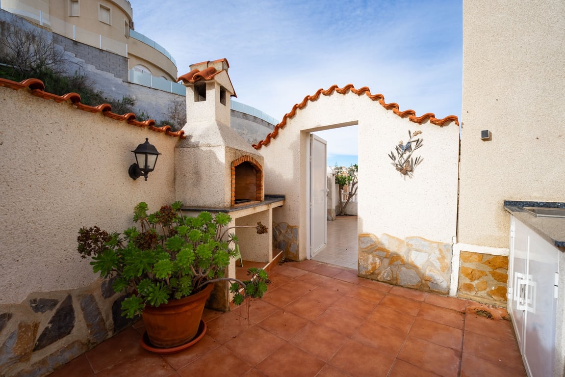 House in Rojales - Image 3