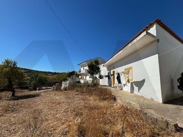 Villa in Torre - view 1