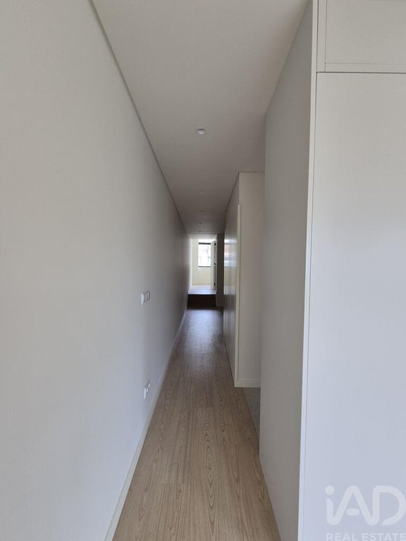 Apartment in Porto - Image 3