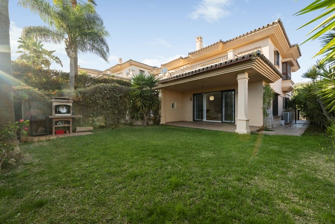 House in Riviera del Sol - view 1