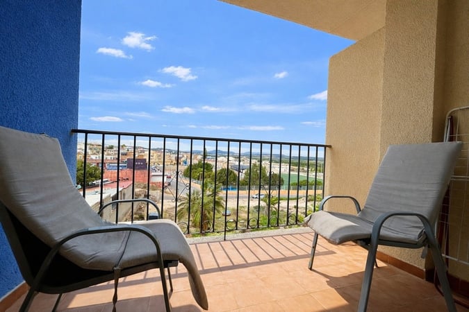 Apartment in San Miguel de Salinas - view 1