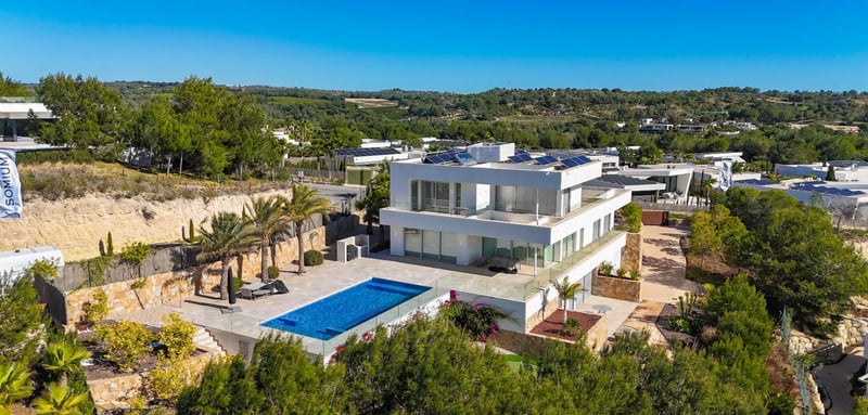 House in Campoamor R-5 - view 1