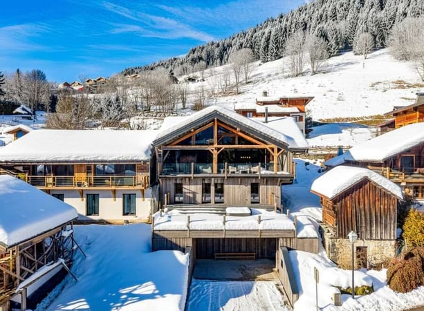 House in La Cote-d'Arbroz - view 1