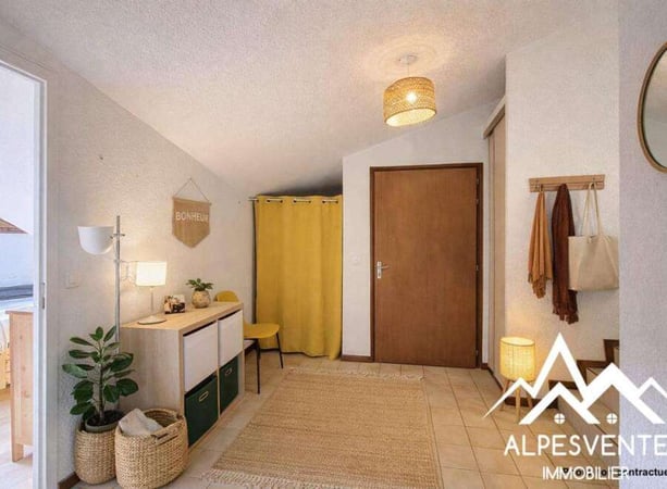 Apartment in La Cote-d'Arbroz - view 1