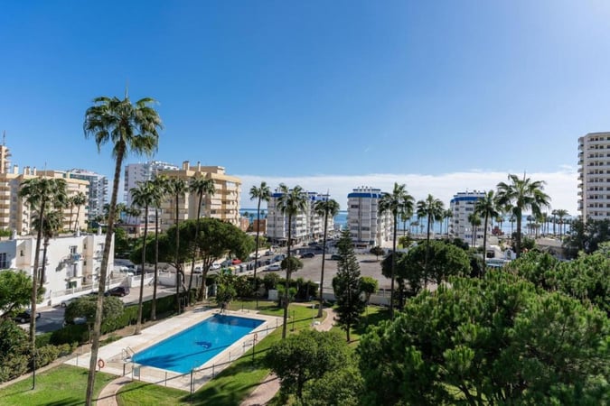 Apartment in Benalmadena - view 1