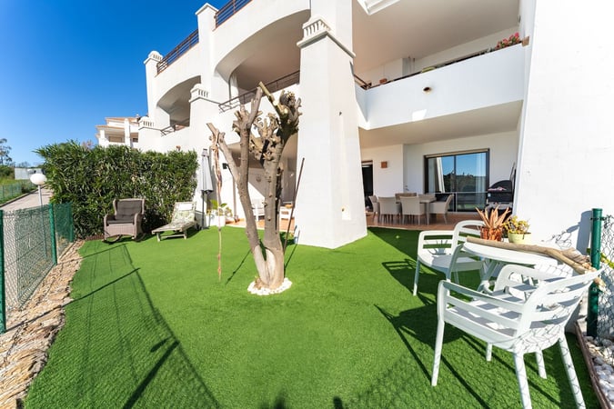 Apartment in Casares - view 1