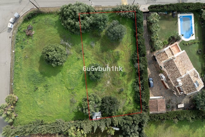Land in Bel-Air - view 1