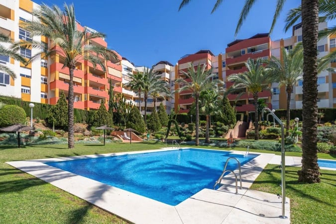 Apartment in La Atalaya - view 1