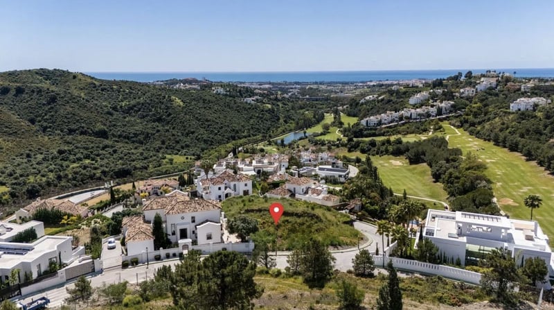 Land in Benahavis - view 1