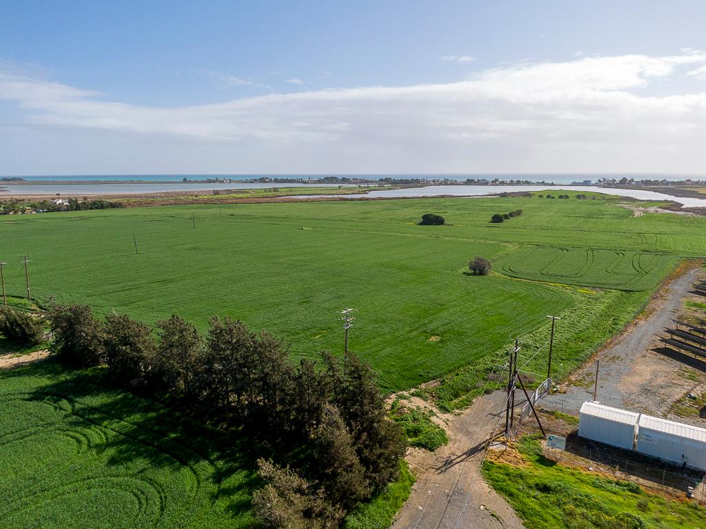 House in Meneou - Image 3