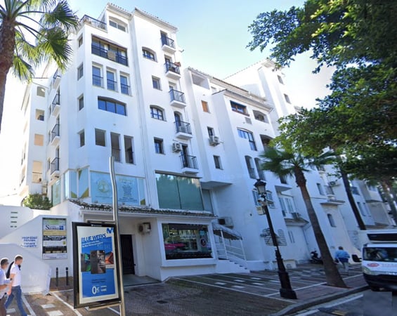 Apartment in Puerto Banus - view 1