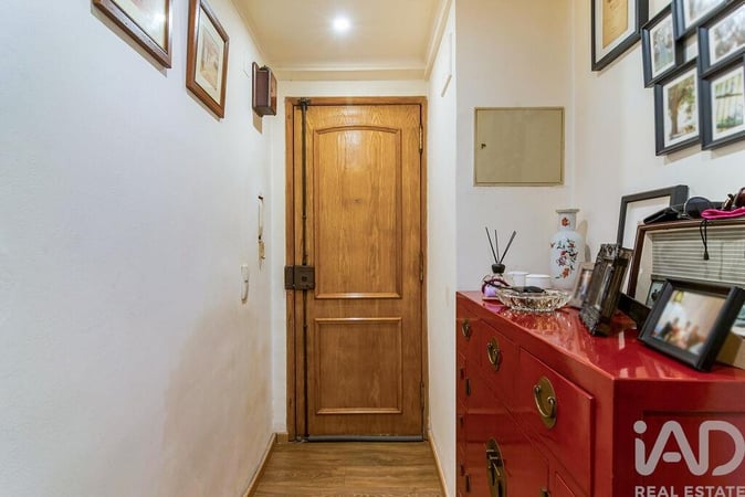 Apartment in Almada - view 1