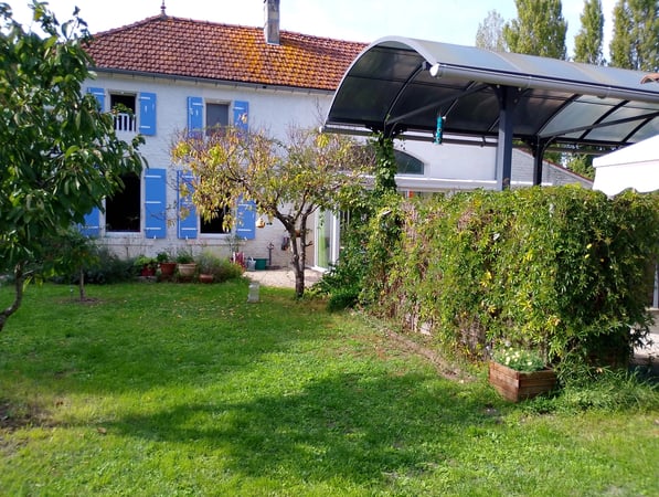 House in Jonzac - view 1