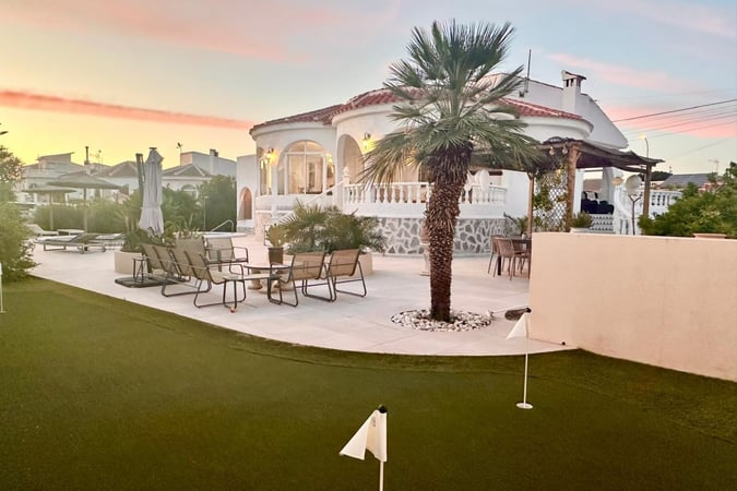 Villa in El Chaparral - view 1