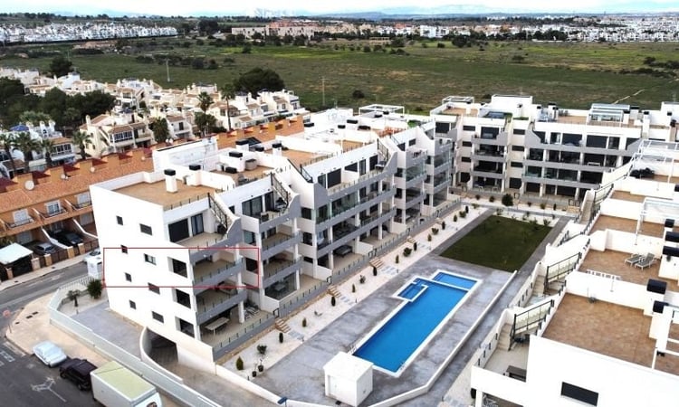 Apartment in Urbanizacion los Balcones - view 1