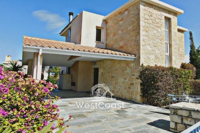 House in Polis Chrysochous - view 1