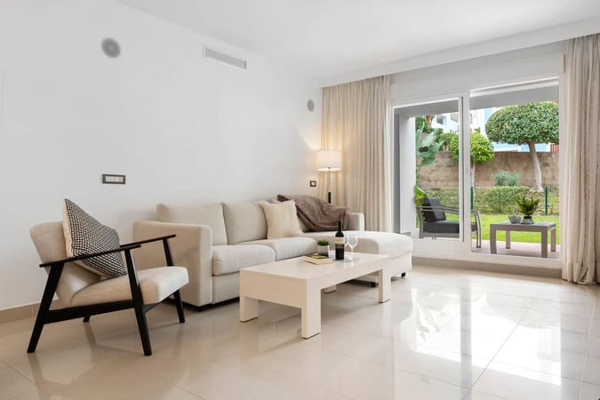 Apartment in Estepona - view 1