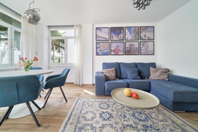 Apartment in Elviria - view 1