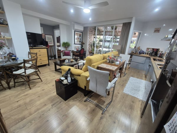 Apartment in Marbella - view 1