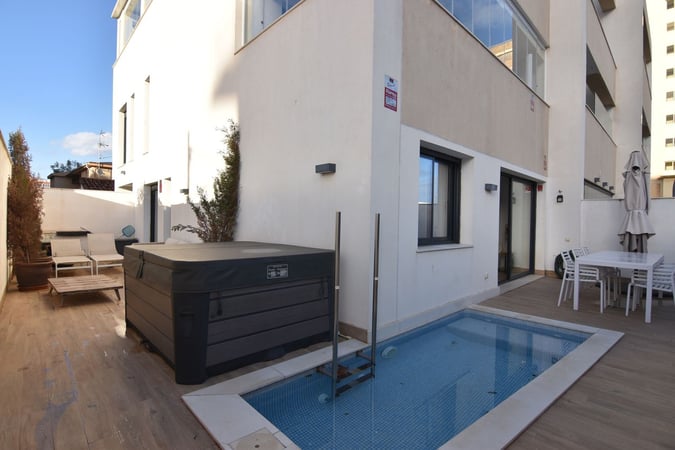 Apartment in Torremolinos - view 1