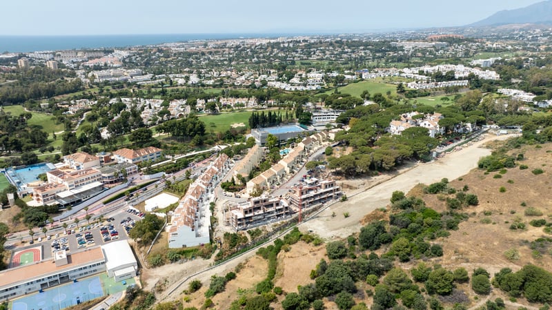 House in Nueva Andalucia - view 1