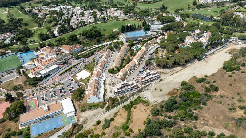 House in Nueva Andalucia - view 1