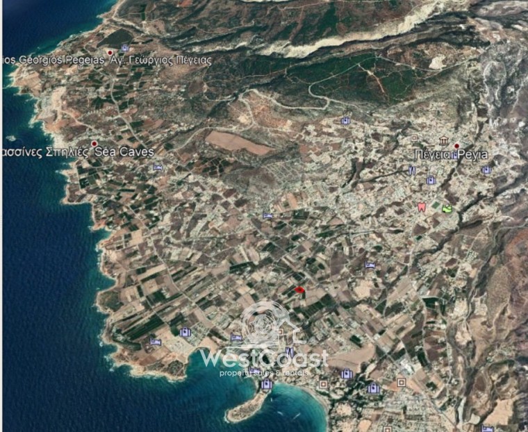 House in Pegeia - Image 3