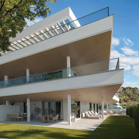 House in Estepona - view 1