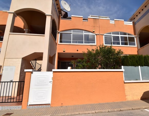 Apartment in Urbanizacion los Balcones - view 1