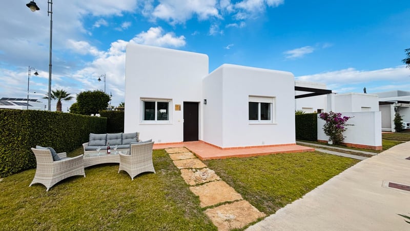 Villa in Los Paganes - view 1