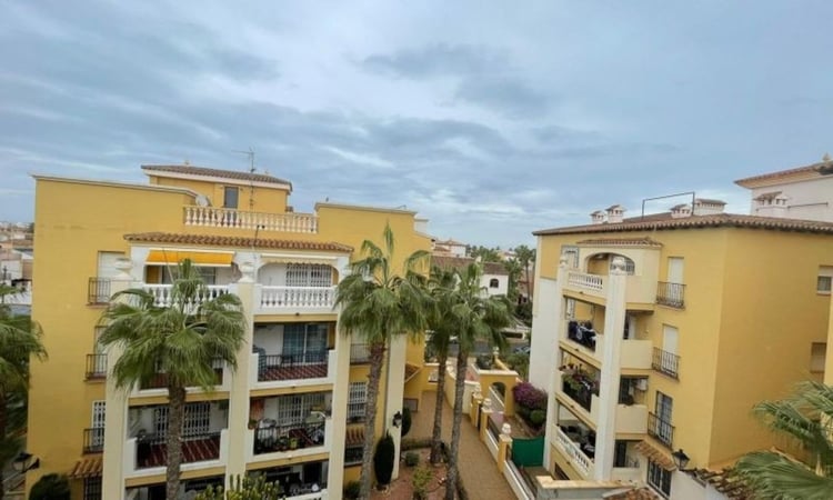 Apartment in Torrevieja - view 1