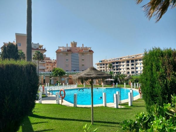 Apartment in San Luis de Sabinillas - view 1