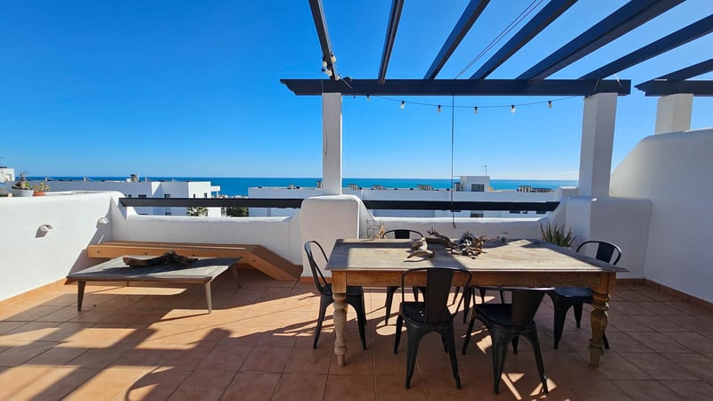 Penthouse in Casares - view 1