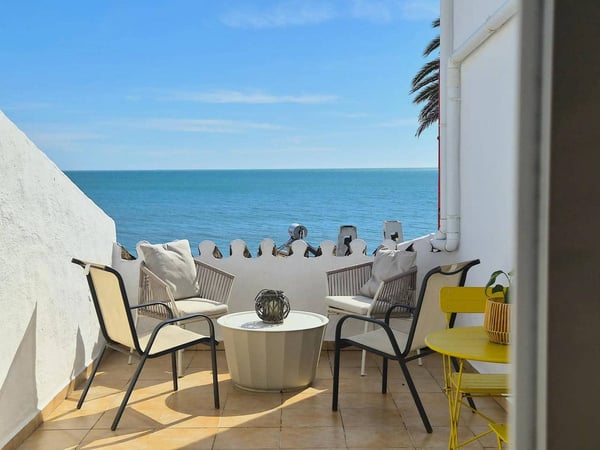 Apartment in Estepona - view 1