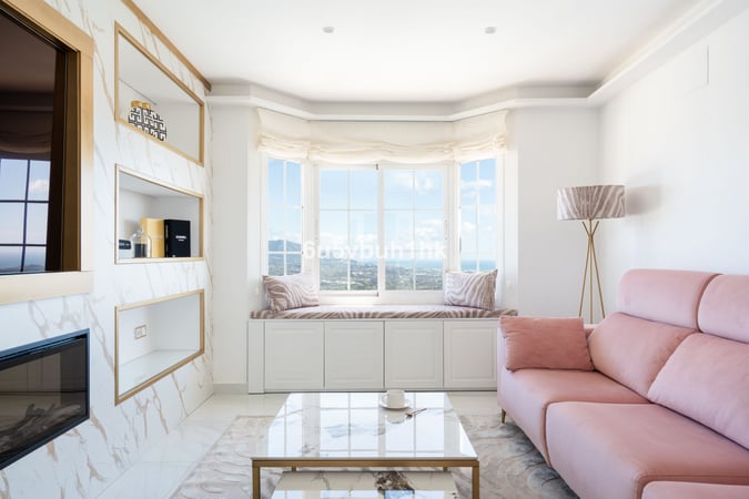 House in La Mairena - view 1