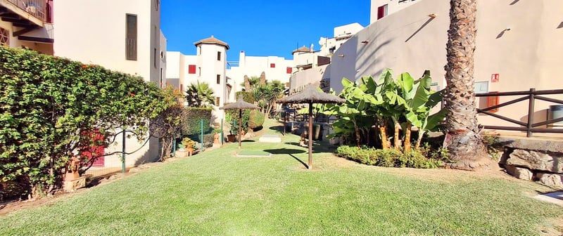 Apartment in Casares - view 1