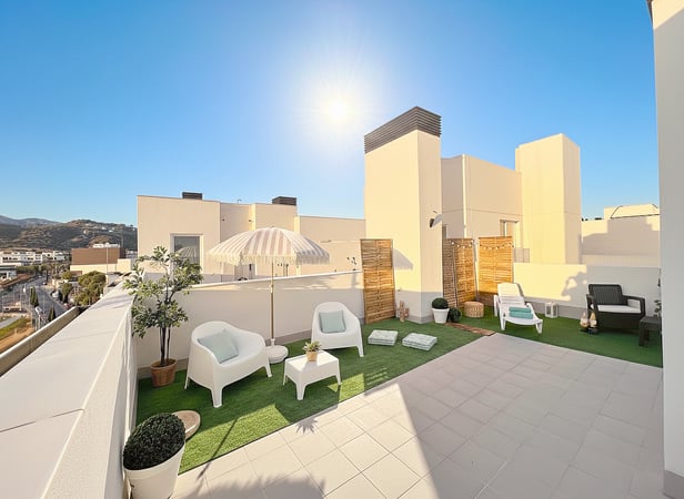 Penthouse in Estepona - view 1