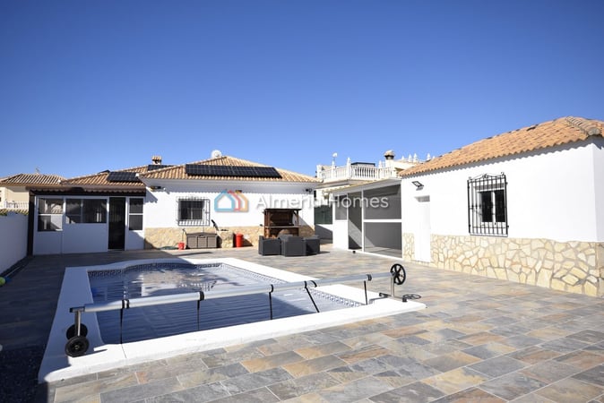 Villa in Arboleas - view 1