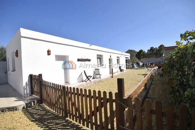 Villa in Cantoria - view 1