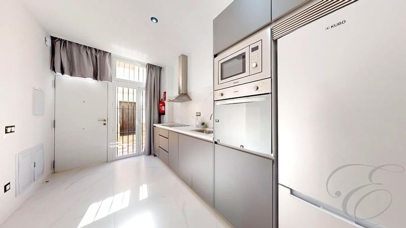 Apartment in Caleta de Velez - view 1