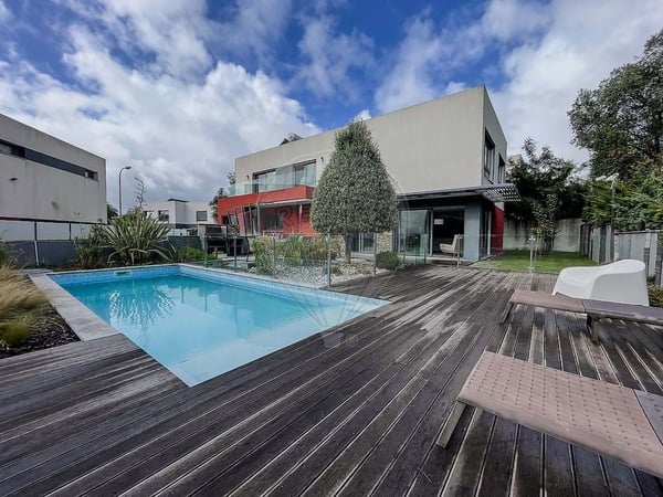 Villa in Rio de Mouro-Estacao - view 1