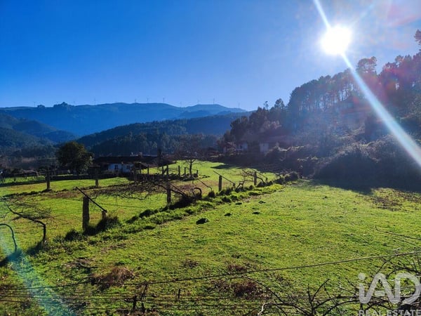 House in Gondomil - view 1