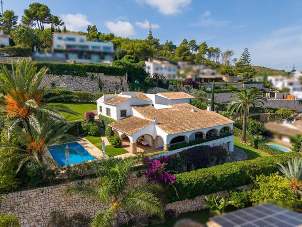 Villa in Javea - view 1
