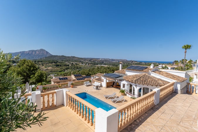 Villa in Javea - view 1