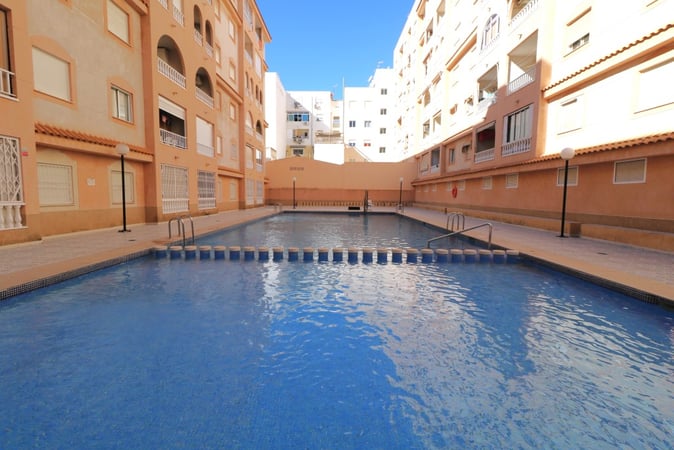 Apartment in Torrevieja - view 1