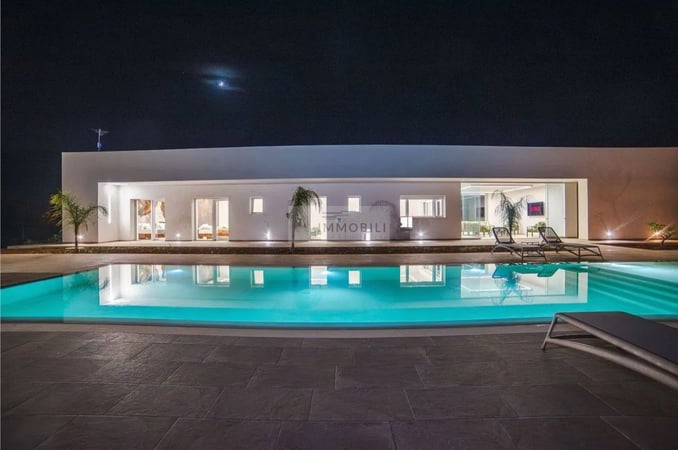 Villa in Carovigno - view 1